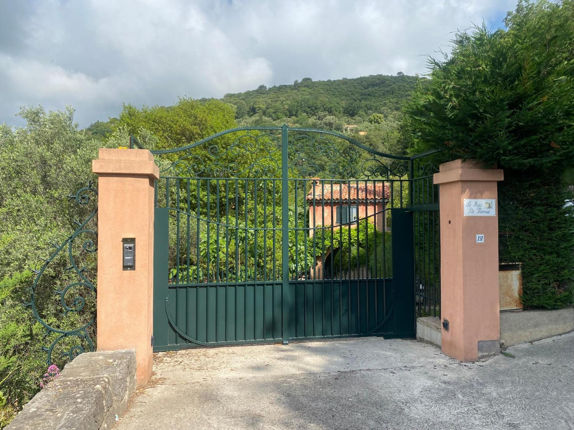 Le Mas Sainte Therese Grasse Exterior photo